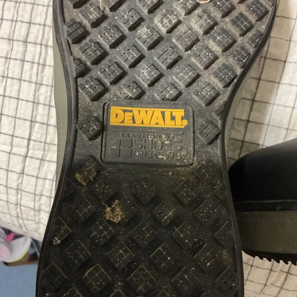 Dewalt Men's Work Steel Toe Black Safety Shoes Size 7 Slip On